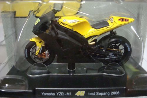 2006 Yamaha YZR M1 Test Sepang 2006