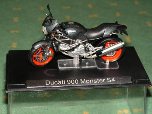 Monster 900 S 4 2001