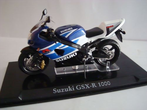 GSX  R 1000  -  2004 weiss blau