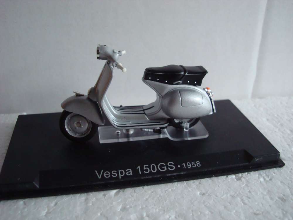 Vespa 150GS 1958 1:18   150 GS 