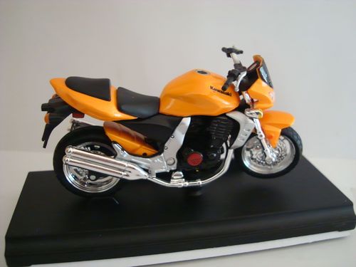 Z 1000 orange  2003