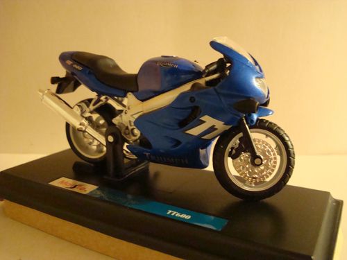 TT 600 blau