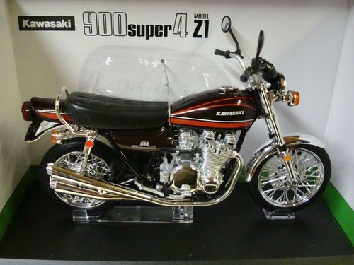 Z 900 ( Z1 )  1973 orange tiger